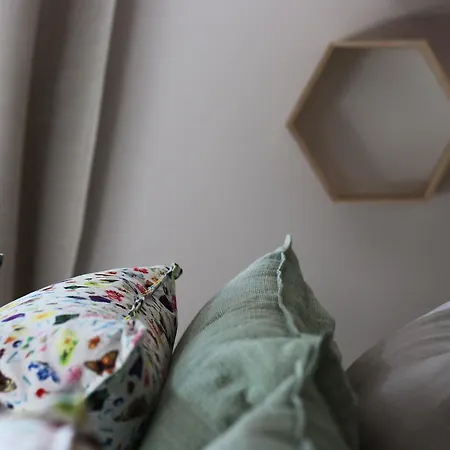 瓦尔萨布昂城市一室公寓 公寓 *